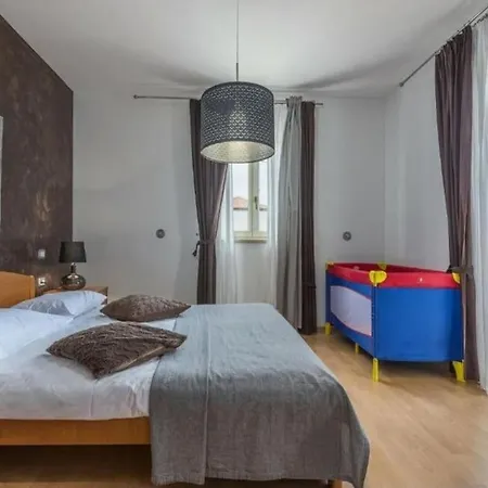 Tomko Villa *