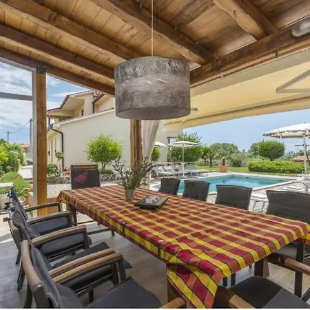 Tomko Villa